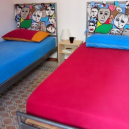 Area 12 Bb Oda ve Kahvaltı 3*